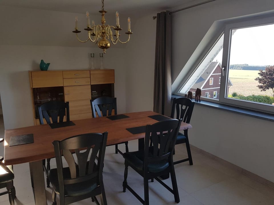 Haus Soestblick - Ferienwohnung Apartment in Möhnesee