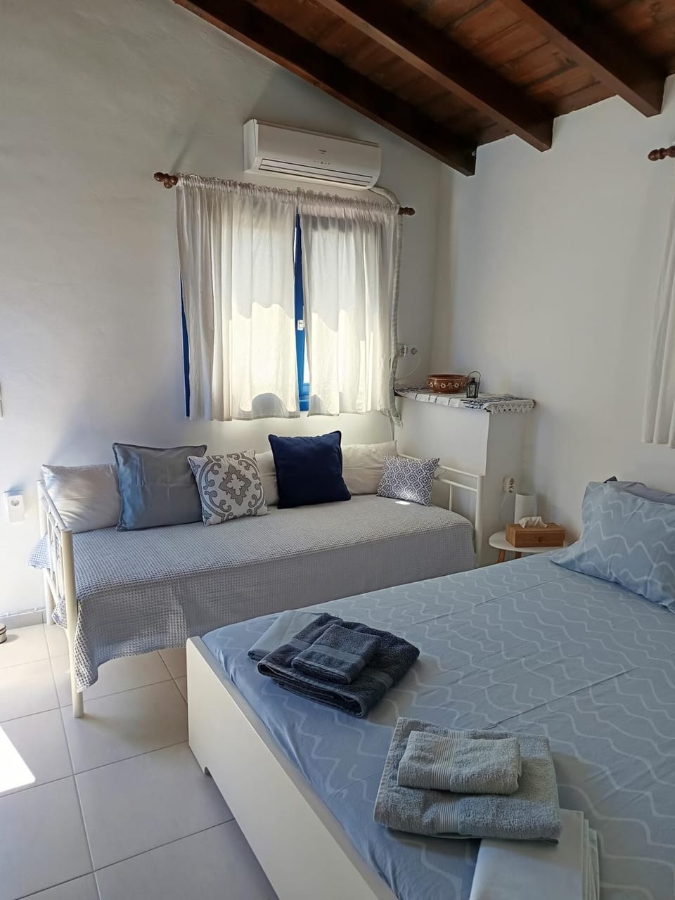 IVISKOS House, Megalo Horio village, Tilos Island Apartment in Muğla Province