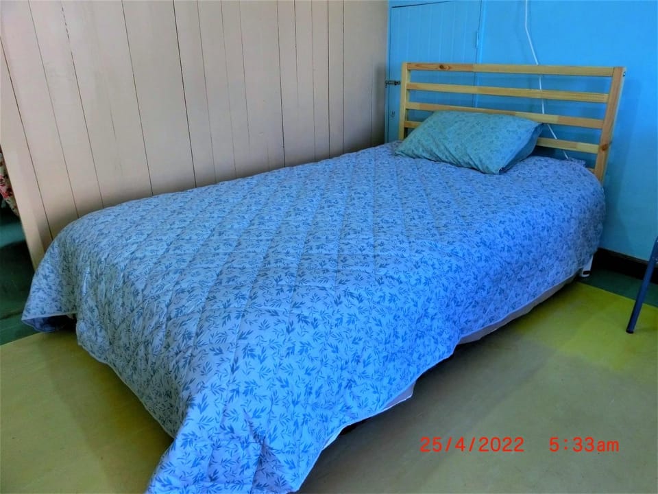 Ami's House only for WOMEN dormer Hostel in Corfu