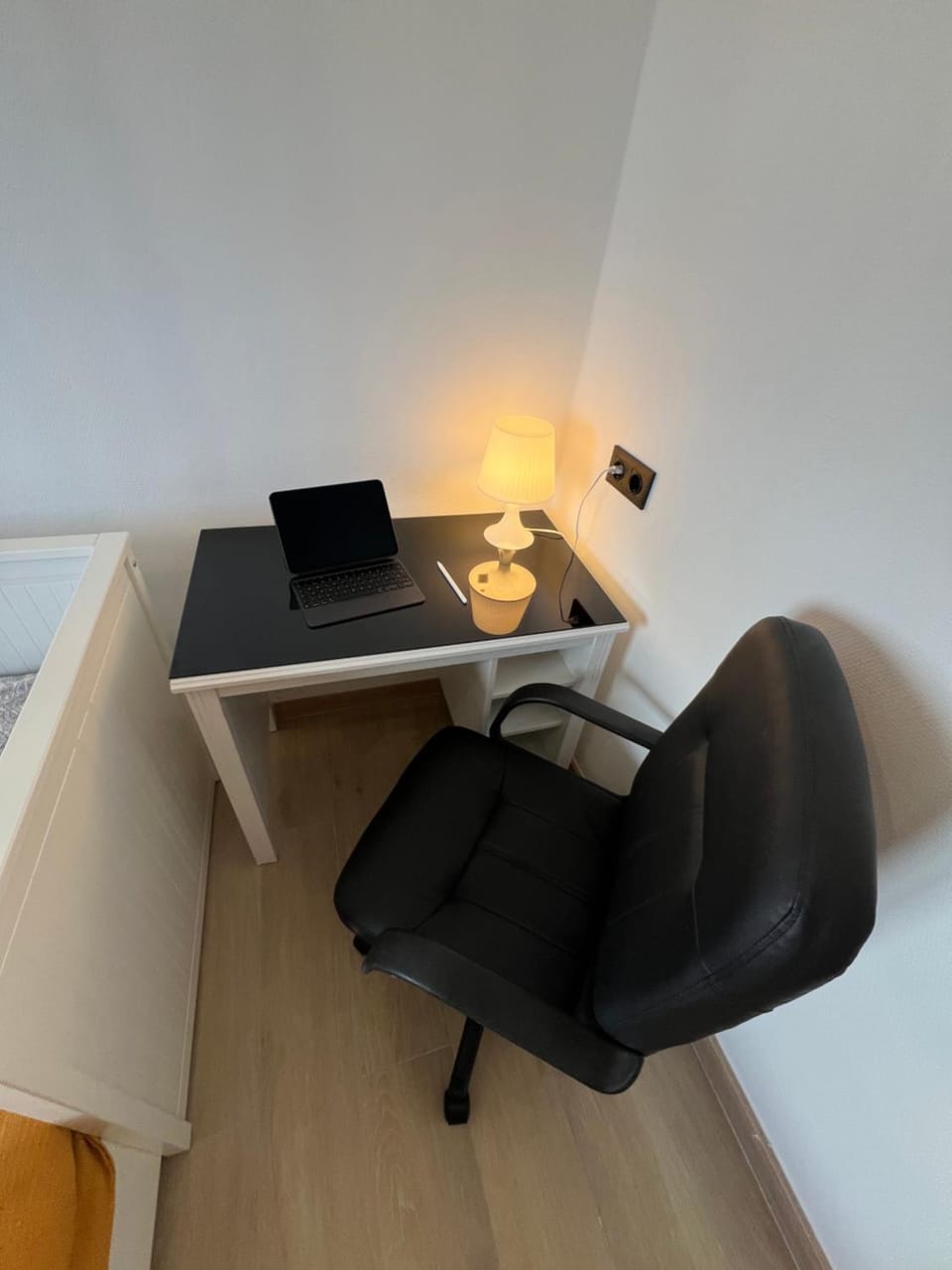 TV and multimedia, Seating area