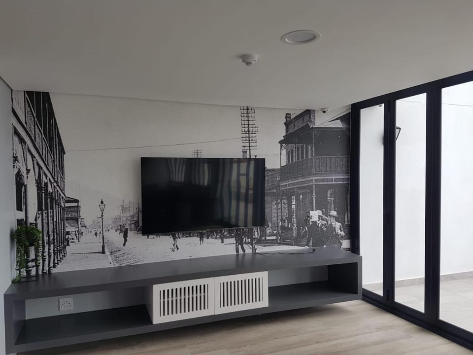 Communal lounge/ TV room, Communal kitchen