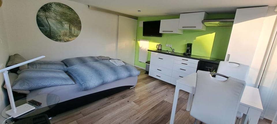 Kitchen or kitchenette, Living room, Bedroom