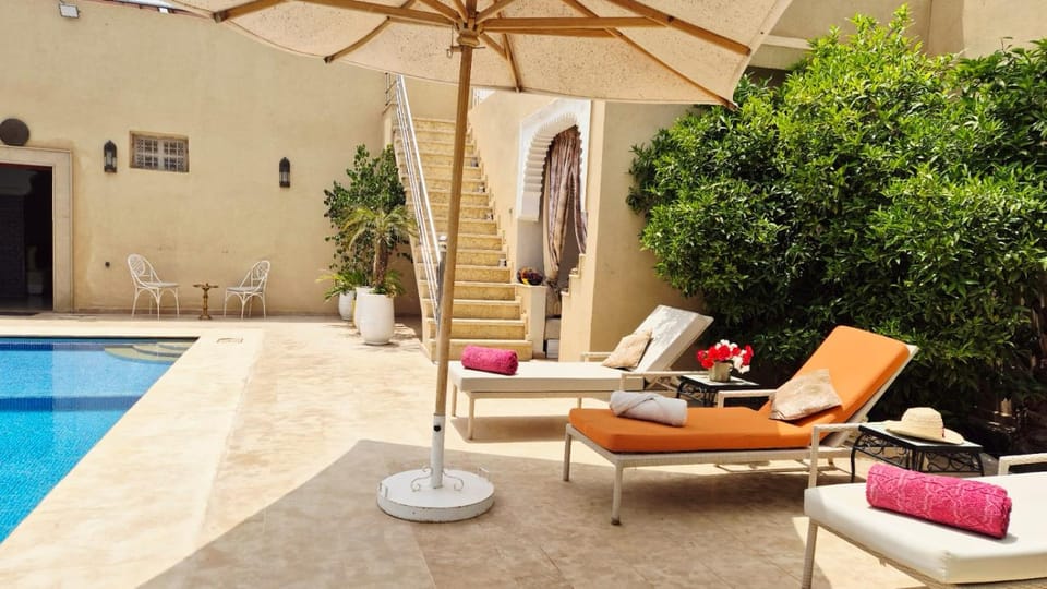 Patio, Garden, Living room, Pool view, Swimming pool