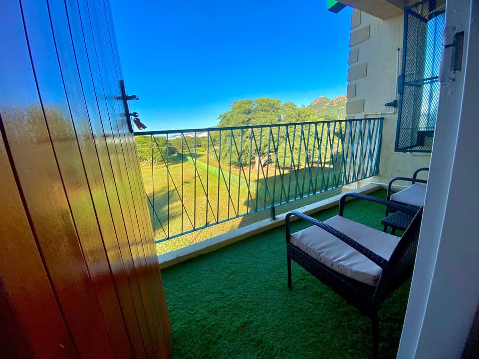 Natural landscape, Balcony/Terrace, Garden view