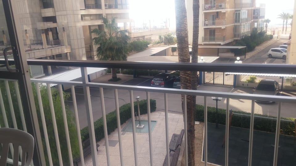 Property building, Off site, Balcony/Terrace, Beach, Beach, Garden view, Sea view