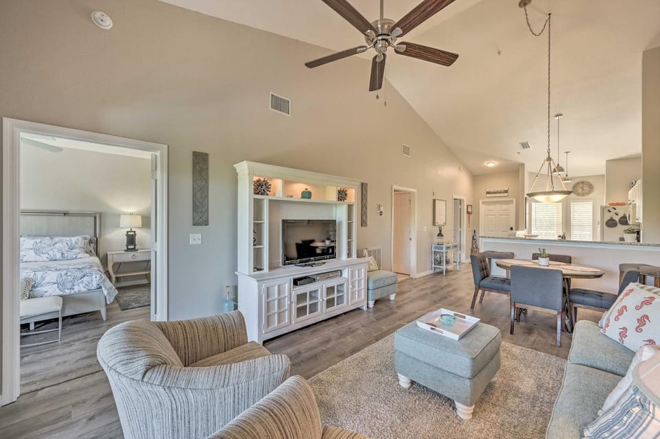 Luxe Top-Floor Condo in Beautiful Lely Resort House in Lely Resort