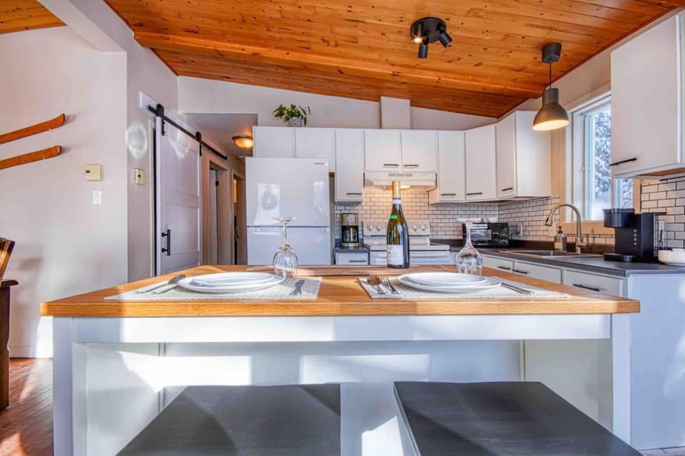 Chalet familial, idéalement situé, billard-table-babyfoot-arcade Chalet in Ontario