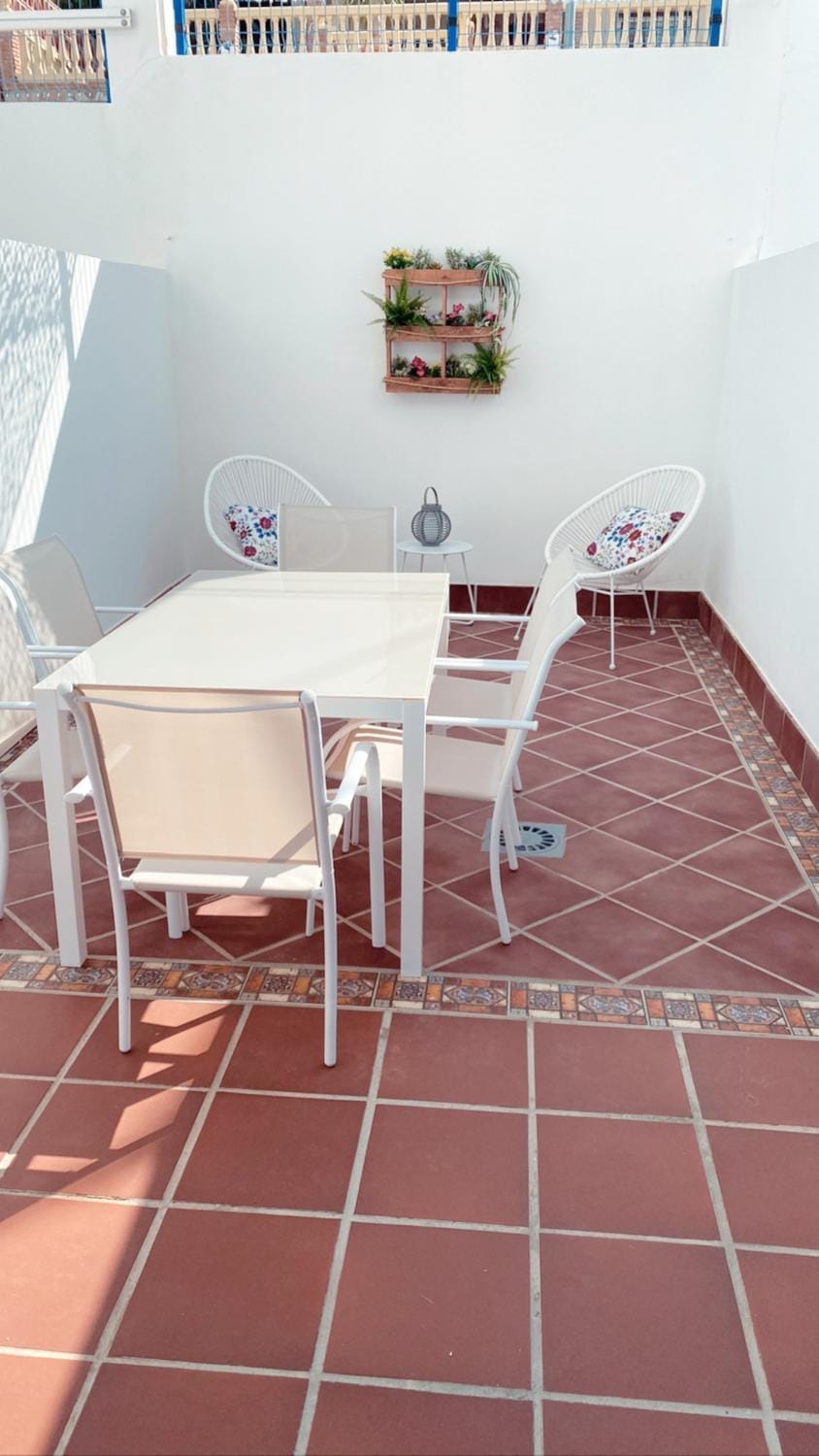 Apartamento con parking con piscina junto a la playa Apartment in Benalmadena