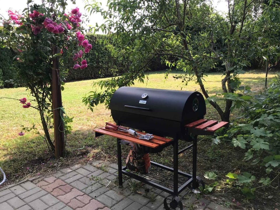 Summer, BBQ facilities