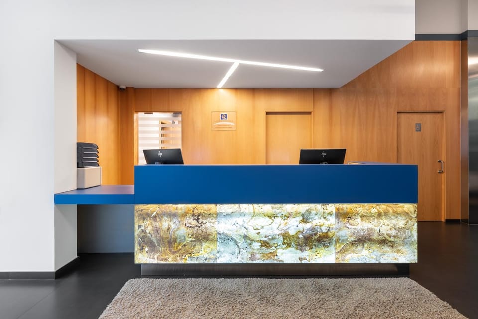 Lobby or reception, Lobby or reception