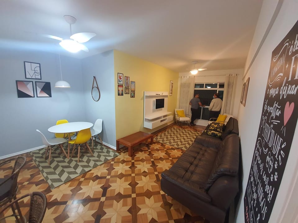 Communal lounge/ TV room, TV and multimedia, Living room, Dining area