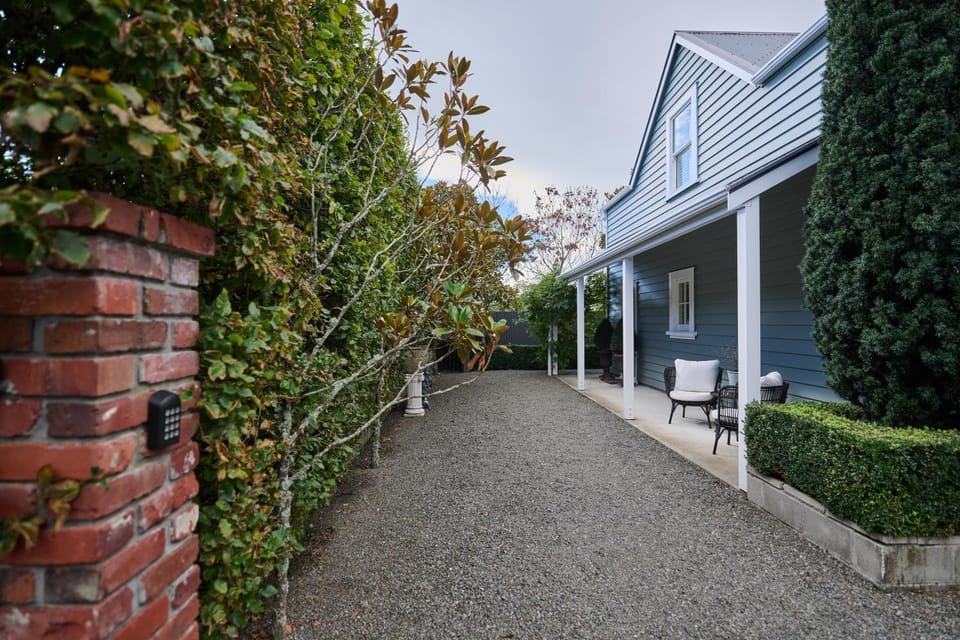 Property building, Garden view