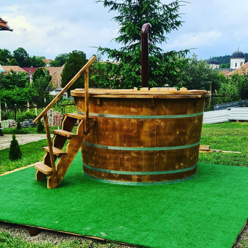 Garden, Spa and wellness centre/facilities