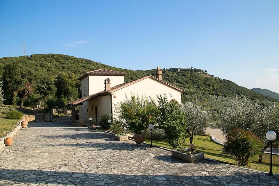 Property building, Day, Natural landscape, Landmark view, Mountain view