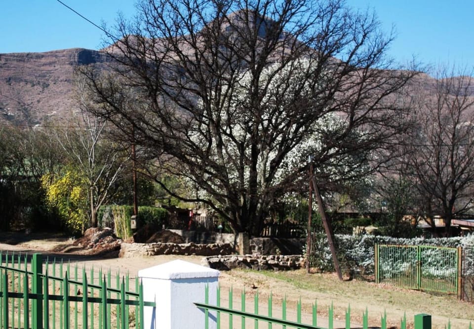 Gable Cottages 3 Apartment in South Africa