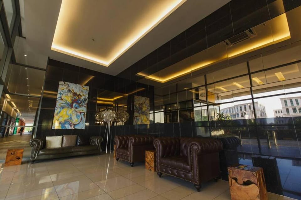 Family & Group Comfort 4 Rooms Suite at Vivacity LV10 Apartment in Kuching