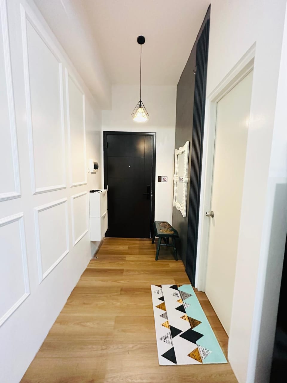 "Stylish Loft Condo with High-Speed WiFi at Avida Towers" Apartment in Davao City