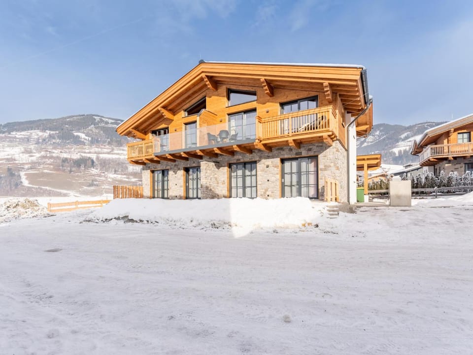 Property building, Winter