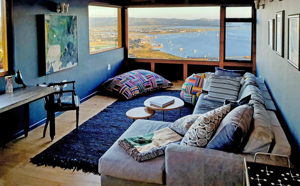 Living room, Sea view