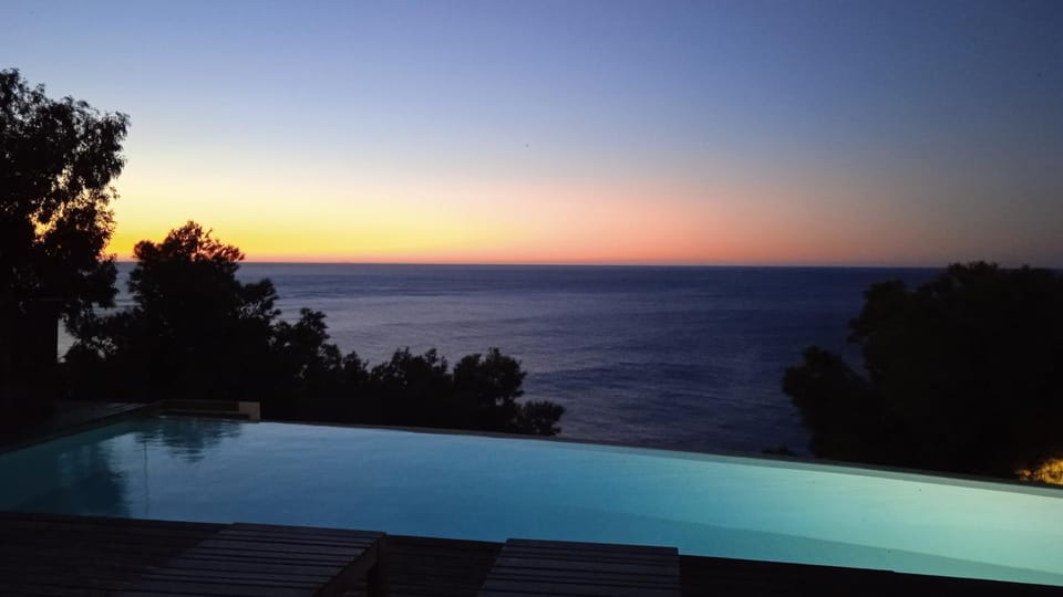Villa Luxury Paradise Suites Bed and Breakfast in Costa Tropical