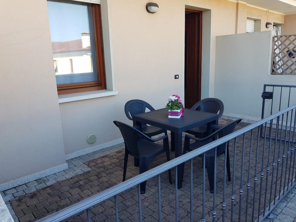 Patio, Patio, Balcony/Terrace