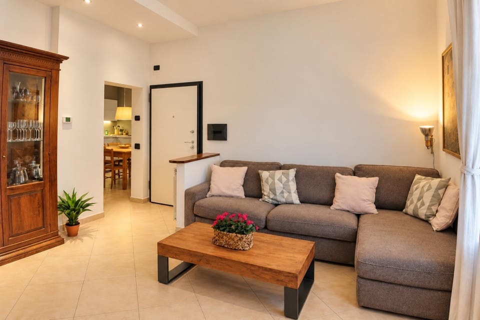 Communal lounge/ TV room, TV and multimedia, Living room