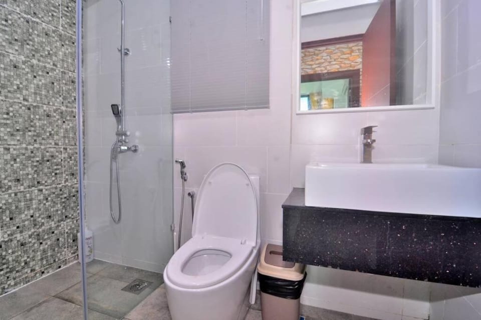 Spacious Family & Group Suite at Vivacity LV8 Apartment in Kuching