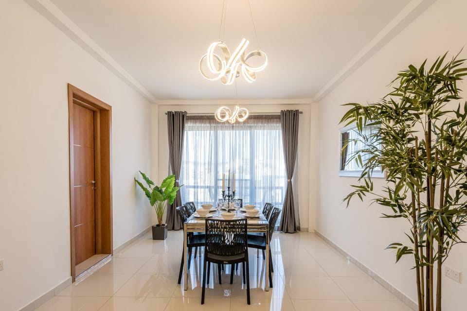 Balcony/Terrace, Dining area, air conditioner