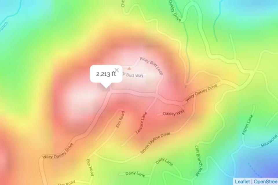 Chalet Village- Amazing Mountain Views - Piney Butt Place House in Gatlinburg