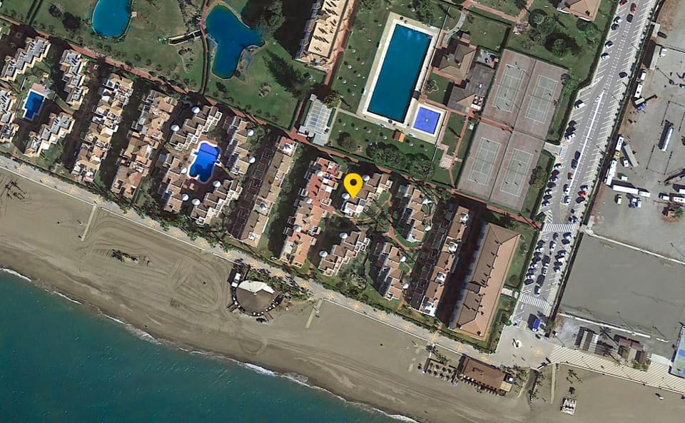 Moderno apartamento Playa Laguna Apartment in Axarquía