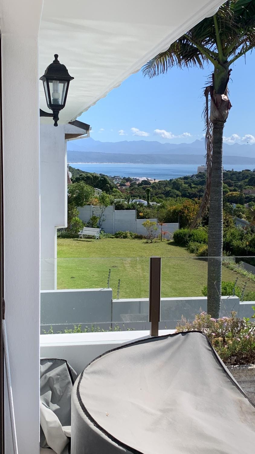 Property building, Patio, Balcony/Terrace, Sea view