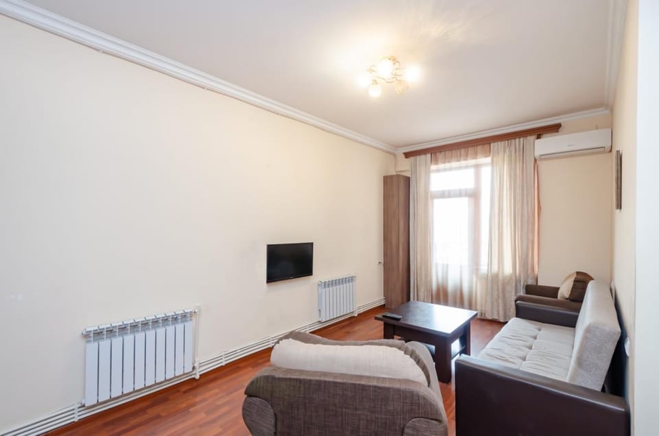 TV and multimedia, Living room, internet, air conditioner