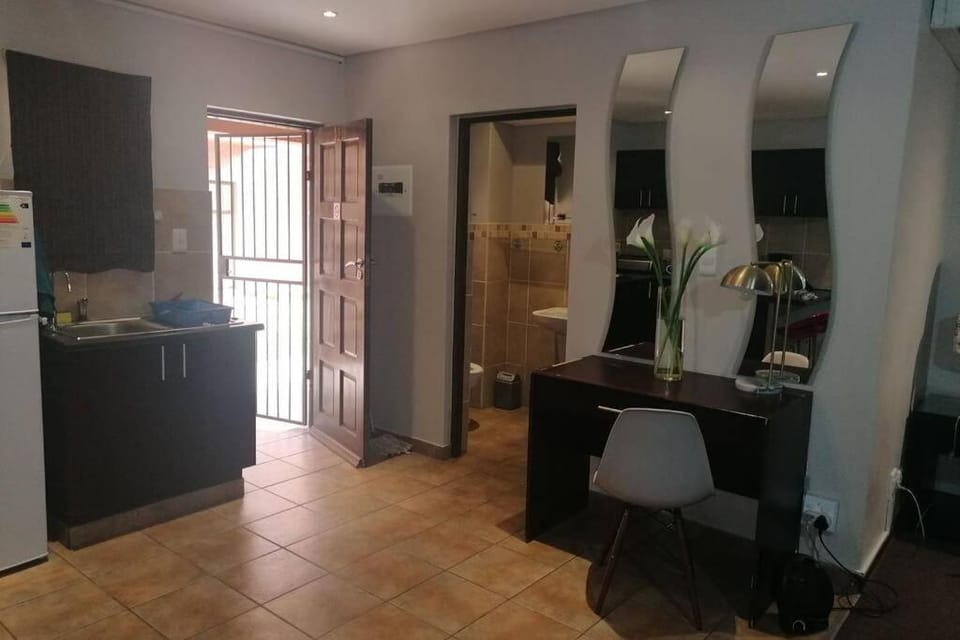 BEAUTIFUL APARTM B10 SITUATED IN BAINS GAME LODGE Apartment in South Africa
