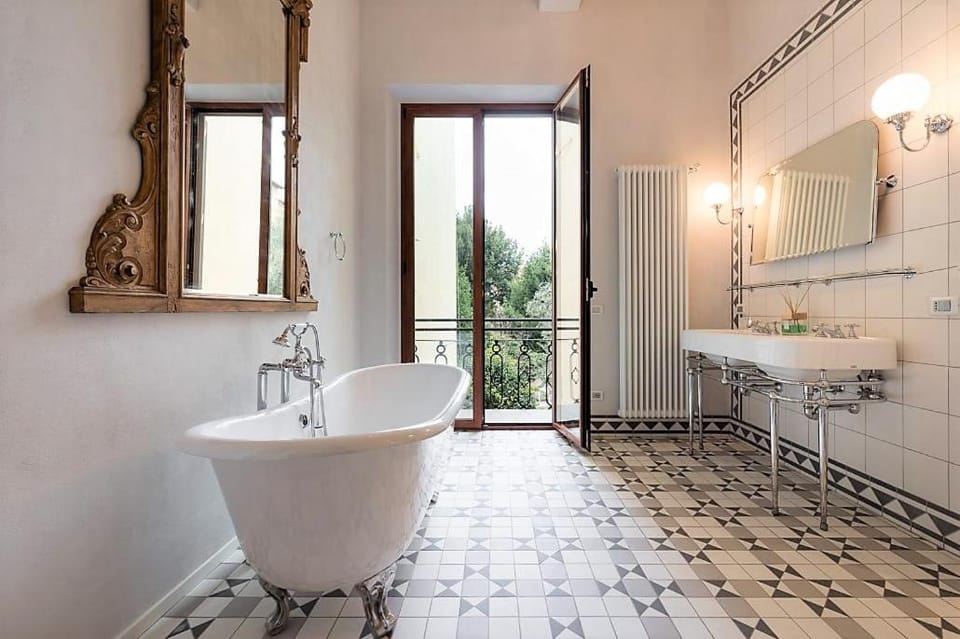 Borgo Pinti Suites Le Stanze dei Nobili Bed and Breakfast in Florence