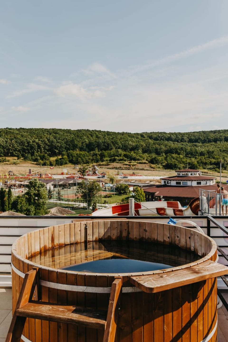 Hot Tub, Swimming pool