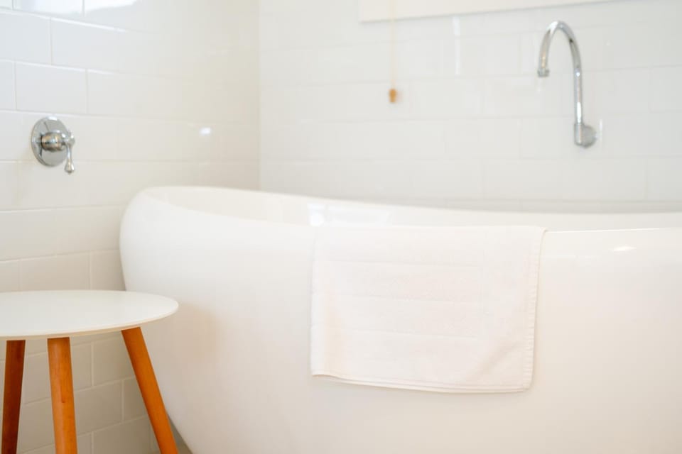 Bathroom, Bath