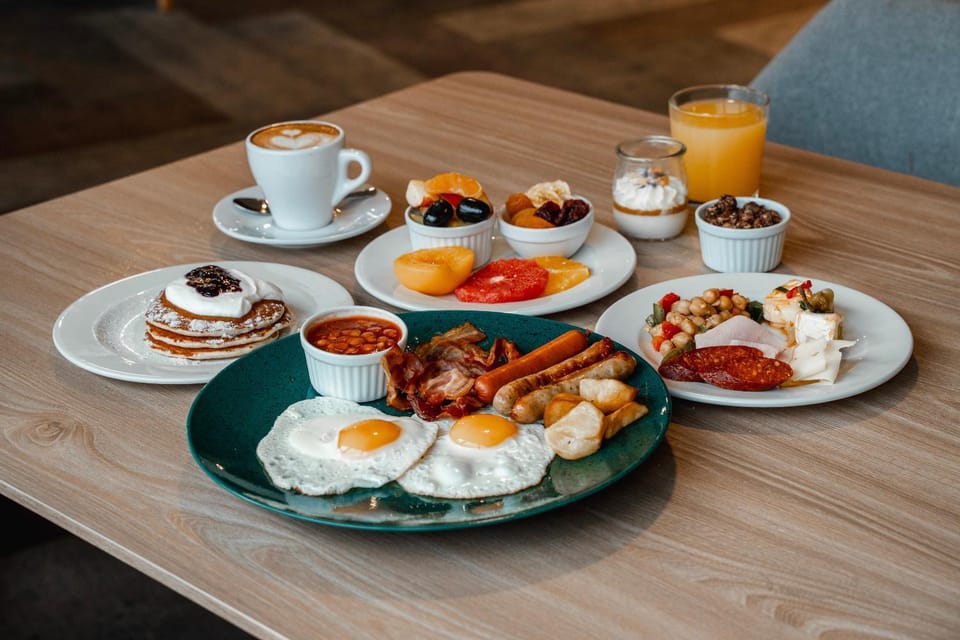 Food and drinks, Food, Breakfast, Drinks