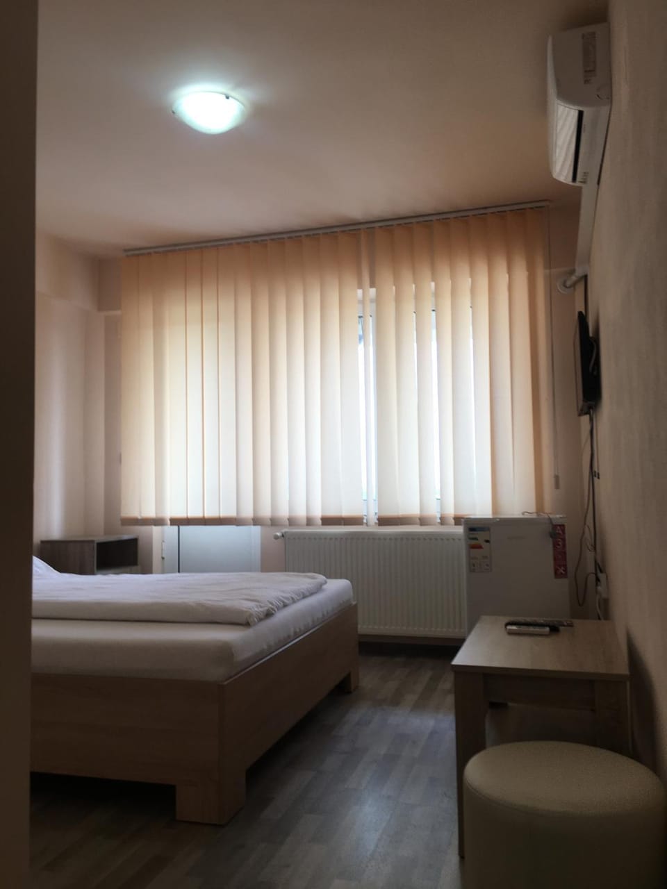TV and multimedia, Photo of the whole room, internet, air conditioner