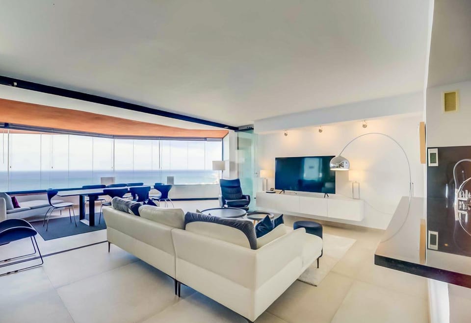28-Luxury Penthouse With Stunning views Benalmadena! Apartment in Costa del Sol