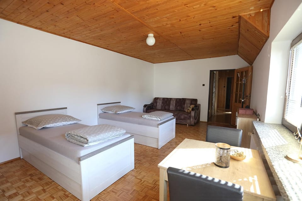Bed, Photo of the whole room