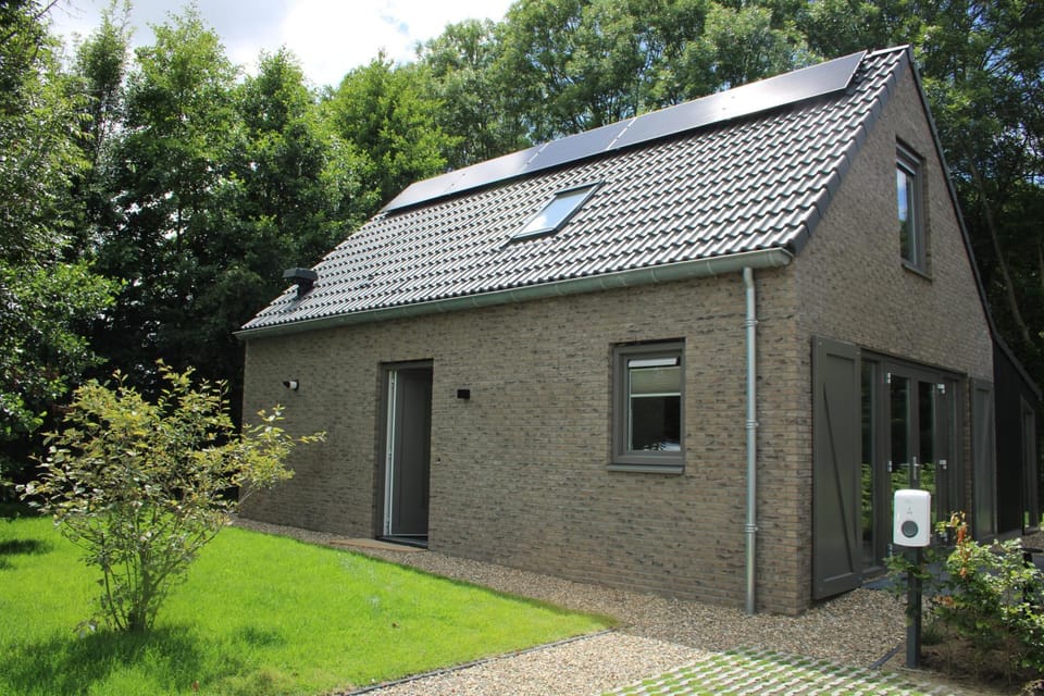 Property building, Garden, Garden view