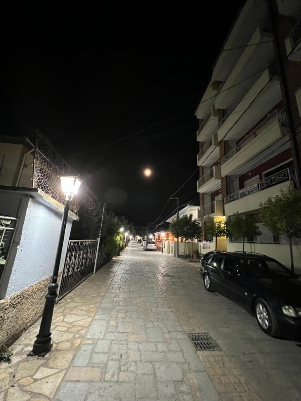 Night, Neighbourhood, Street view, Location