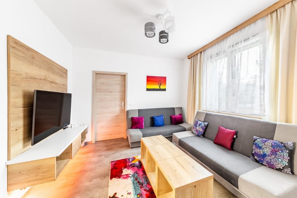 TV and multimedia, Living room, locker, locker