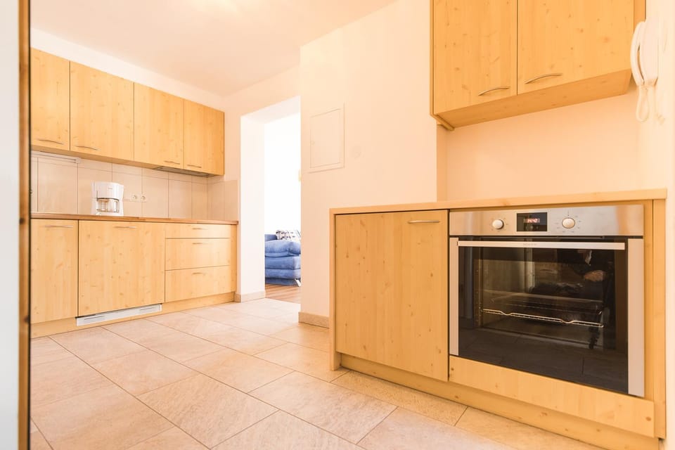 Kitchen or kitchenette, Decorative detail