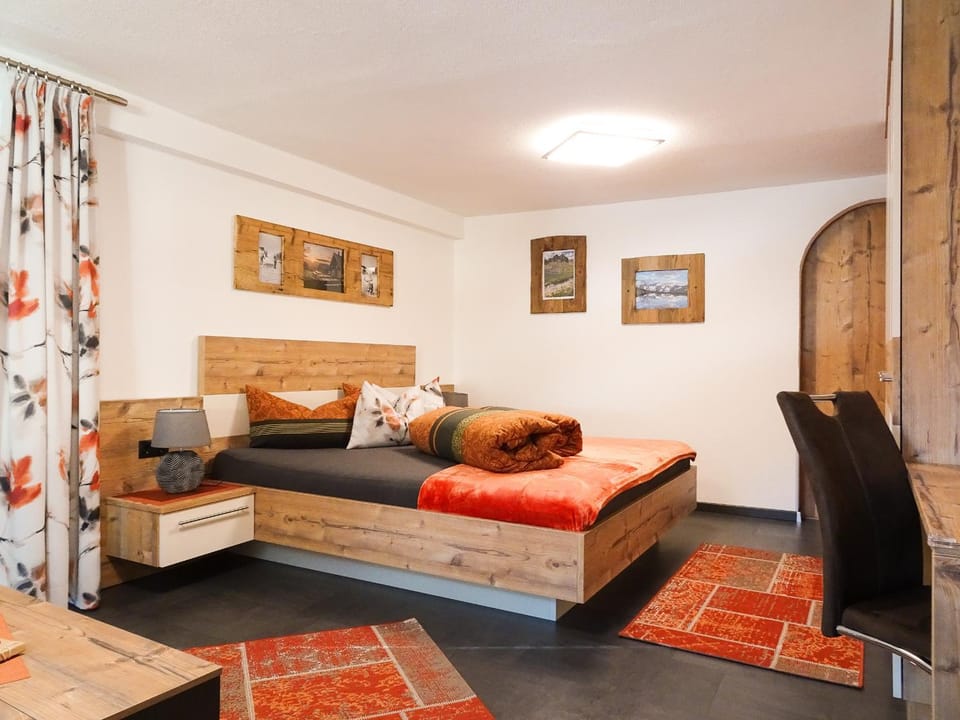 Living room, Bedroom
