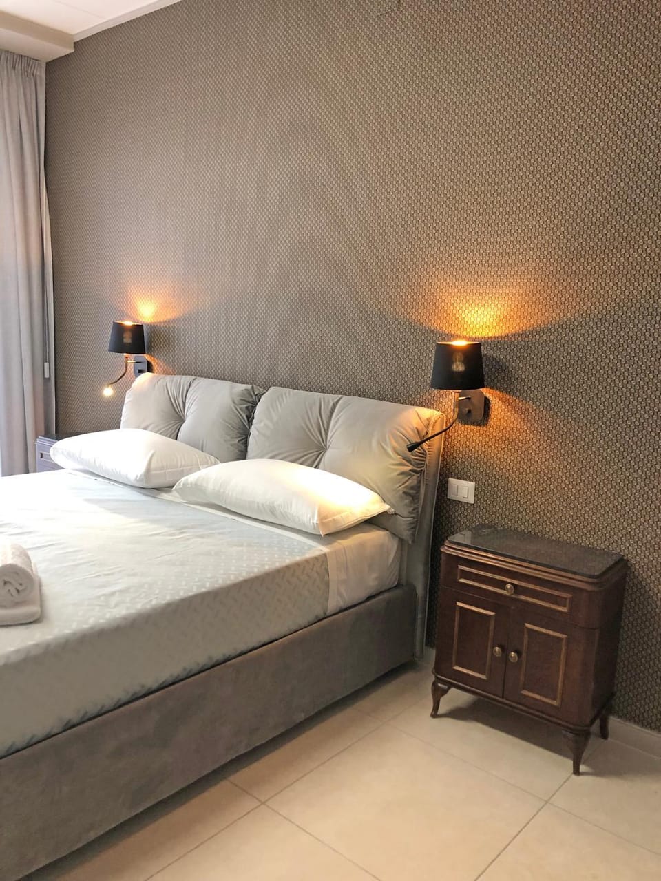 Bed, Bedroom