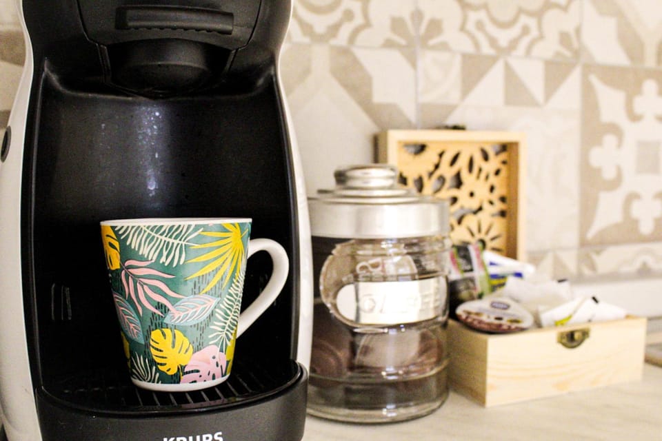 Coffee/tea facilities, Kitchen or kitchenette