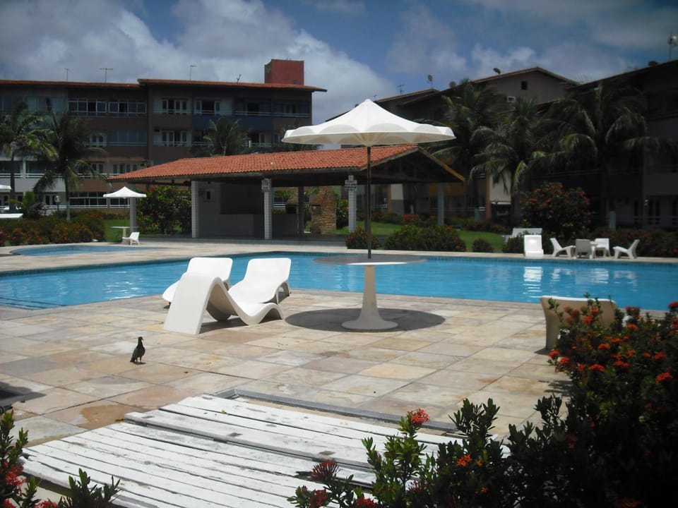 Property building, Activities, BBQ facilities, Garden, Beach, Pool view, Swimming pool, Alcoholic drinks, Family, sunbed