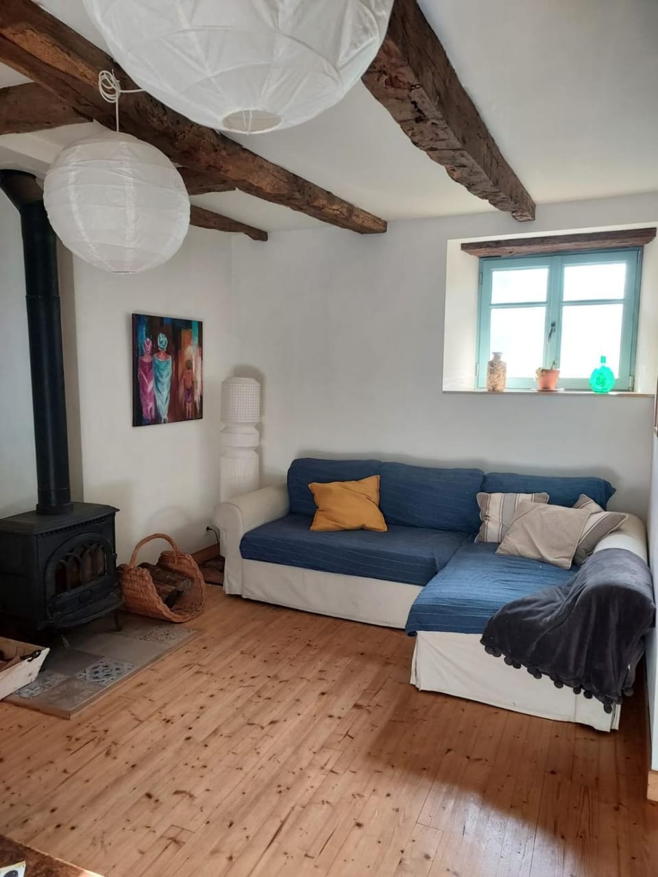 Living room, Seating area, fireplace