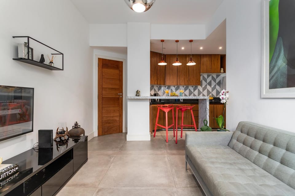 TV and multimedia, Kitchen or kitchenette, Living room, Seating area